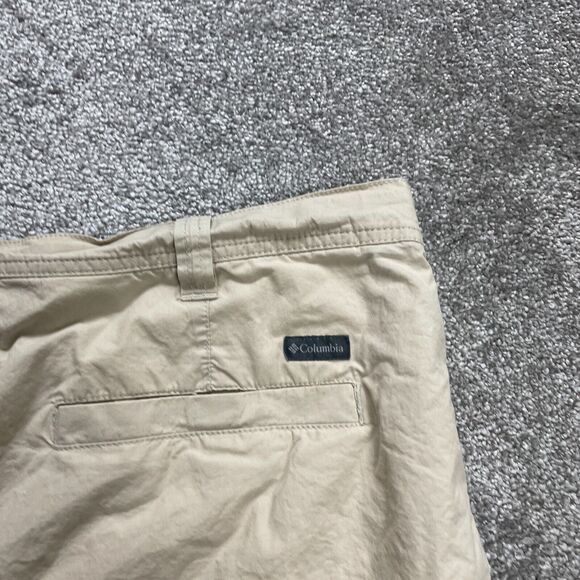 Columbia Chino Shorts Mens Beige Flat Front Slash Pocket Cotton Casual 42x8 - Picture 11 of 13
